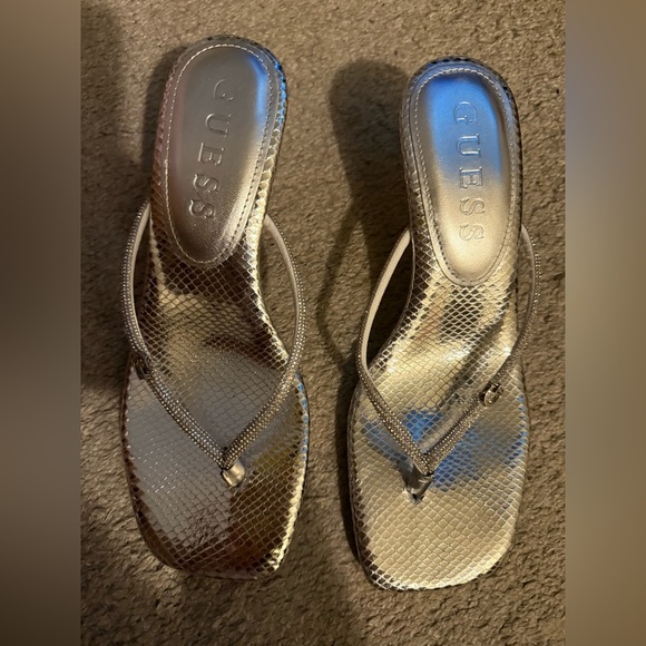 Guess Shoes - Guess Metallic Silver Snake Print Flip Flops